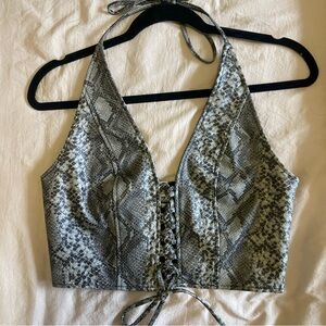 Silence + Noise Snake Print Crop Top - Gray